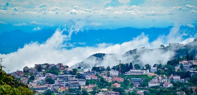 Mussoorie in Uttarakhand charms in the winter