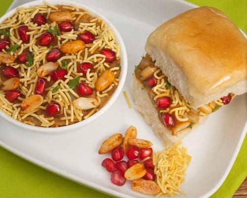 Dabeli Khichu -- Gujarati food
Image Credit: Bharat Mirchandani from Mumbai, India, CC BY-SA 2.0 via Wikimedia Commons