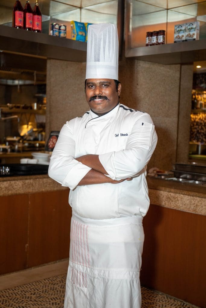 Chef Dinesh Kumar segundo chef ejecutivo Hyatt Regency Chennai