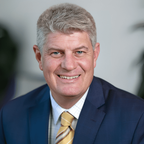 Stirling Hinchliffe, Queensland Tourism Minister