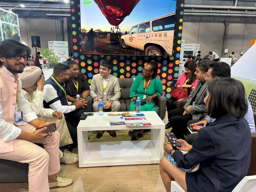 Neliswa Nkani, Hub Head – Middle East, India, and Southeast Asia for South African Tourism with Sthembiso Dlamini, Chief Executive Officer at Gauteng Tourism Authority interacting with some members of the India delegation