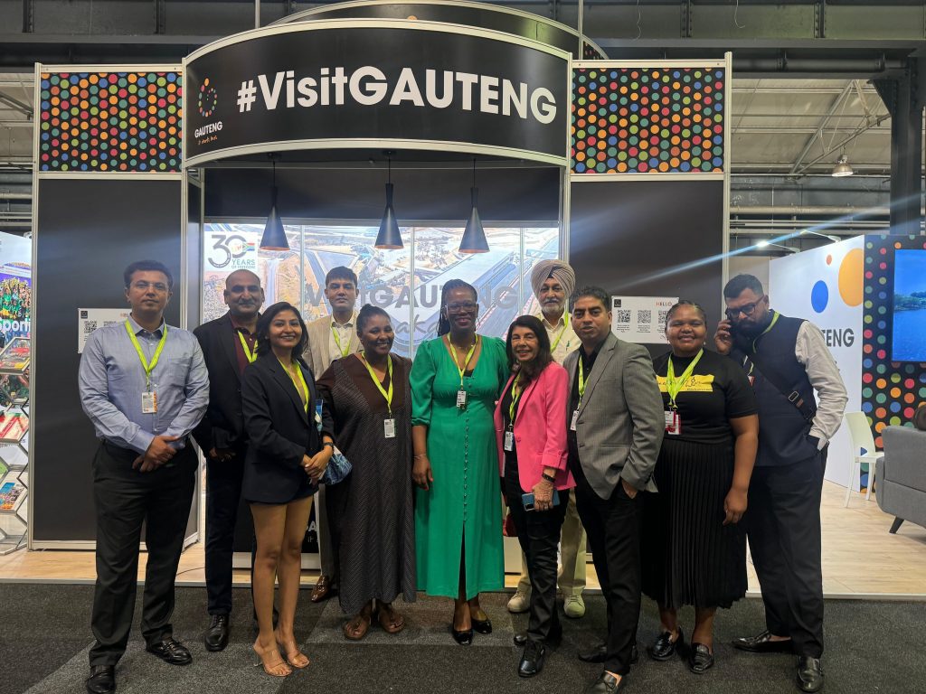 Neliswa Nkani, Hub Head – Middle East, India, and Southeast Asia for South African Tourism with Sthembiso Dlamini, Chief Executive Officer at Gauteng Tourism Authority and some members of the India delegation