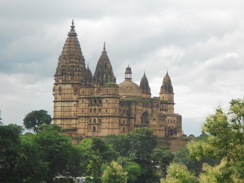 Chaturbhuj Temple, Orchha, Madhya Pradesh- Must-Visit Destinations in August (Image Courtesy: Wikimedia Commons)