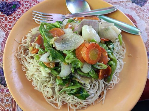 Vegetable Chow Mein, near Shillong, Meghalaya.Image courtesy: 	ANKAN via Wikipedia Commons