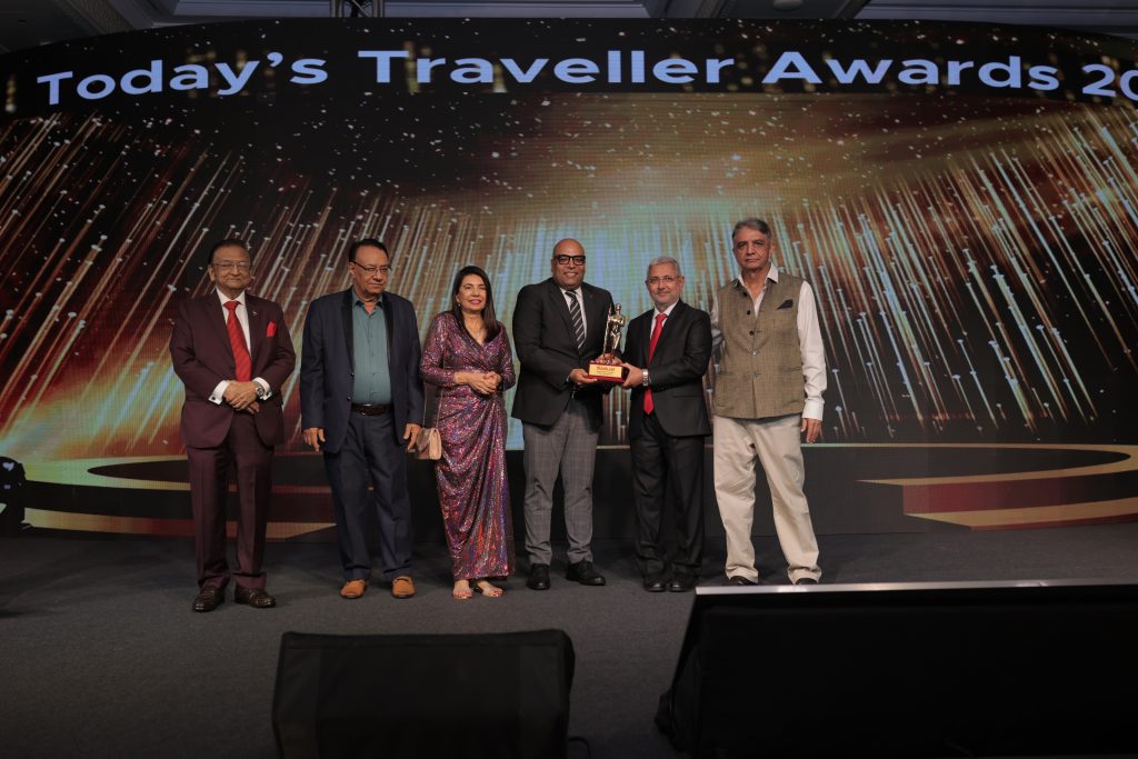 ExpoInn Suites & Convention wins Today's Traveller Award