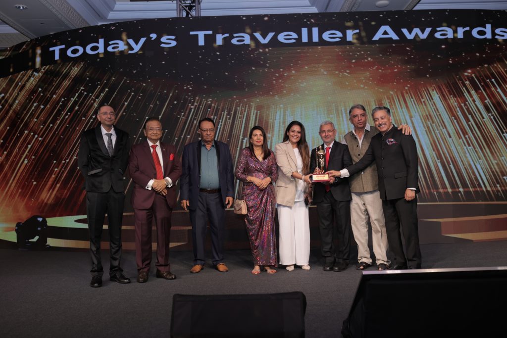 Xenious Hotels & Resorts wins Today's Traveller Award L-R: Arjun Gill, Director, OptiMICE Events; Subhash Goyal, Chairman, STIC Travel Group; Kewal Gill, Chairman, Gill India Group; Kamal Gill, Executive Editor and Managing Director, Gill India Group; Rakhi Chaudhary, Executive Director, Xenious Hotels & Resorts; Justice Kurian Joseph Former Judge of the Supreme Court of India and Chief Justice of Himachal Pradesh High Court & Judge of Kerala High Court; V K Duggal, Former Governor of Manipur & Mizoram; Sanjay Kaw, Managing Director, Xenious Hotels & Resorts