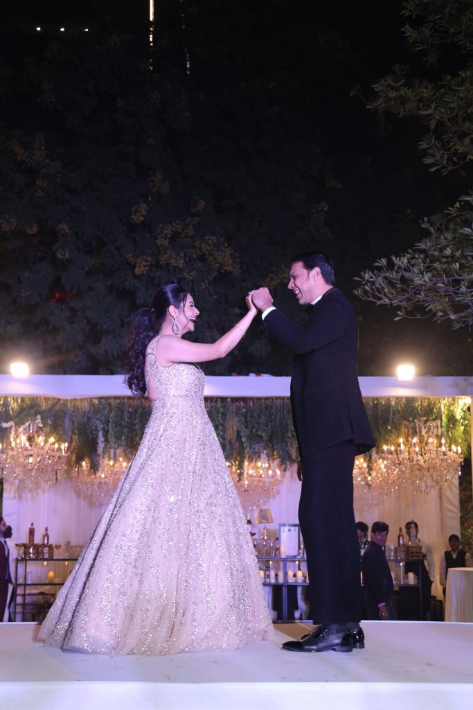 Bride & Groom dancing at the reception