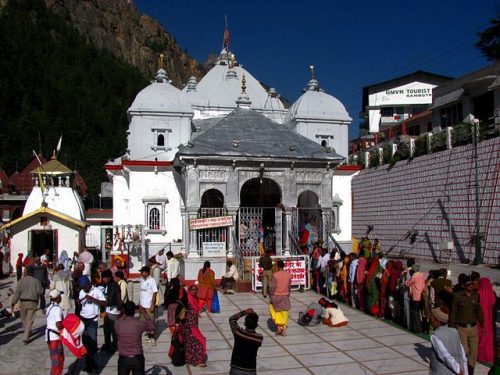 Beautiful Temples to visit in Uttarakhand - Gangotri Temple (image courtesy: Wikimedia Commons)