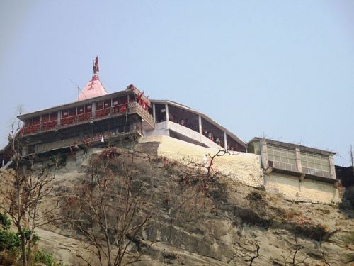 Beautiful Temples to visit in Uttarakhand - Chandi Devi Temple (image courtesy: Wikimedia Commons)