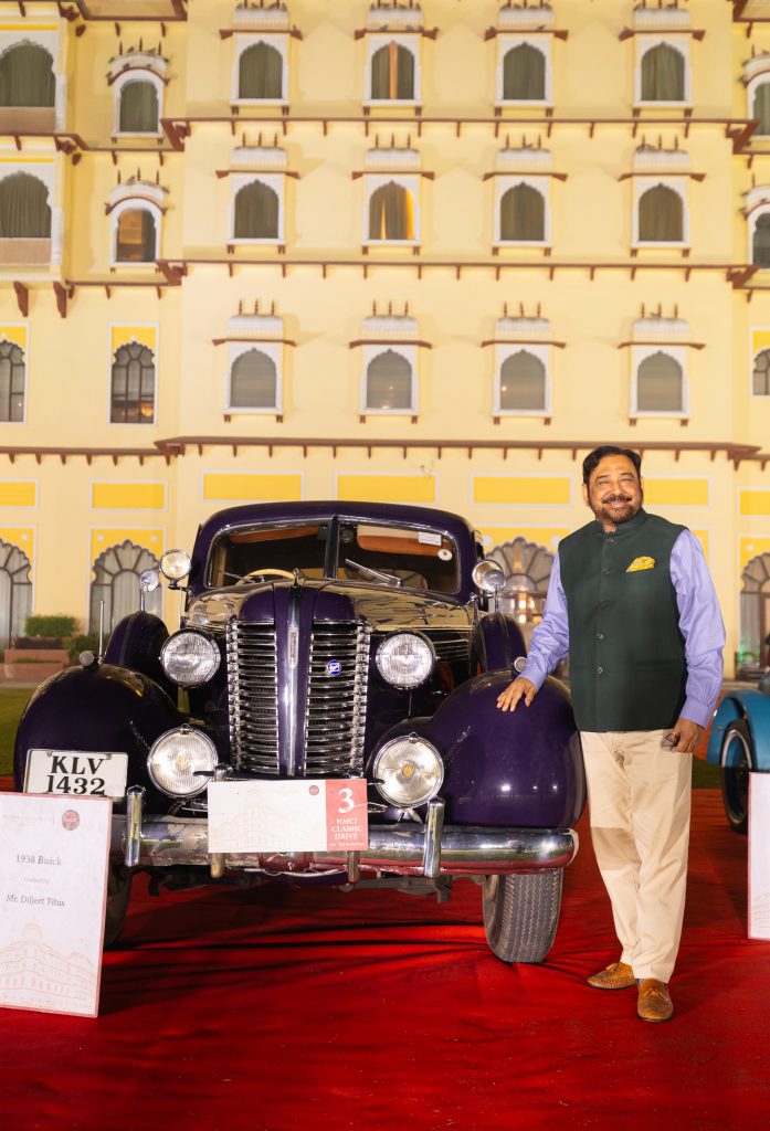 385A0629 Noormahal Palace: Over 150 years old vintage cars and bikes dazzle at the HMCI Classic Drive