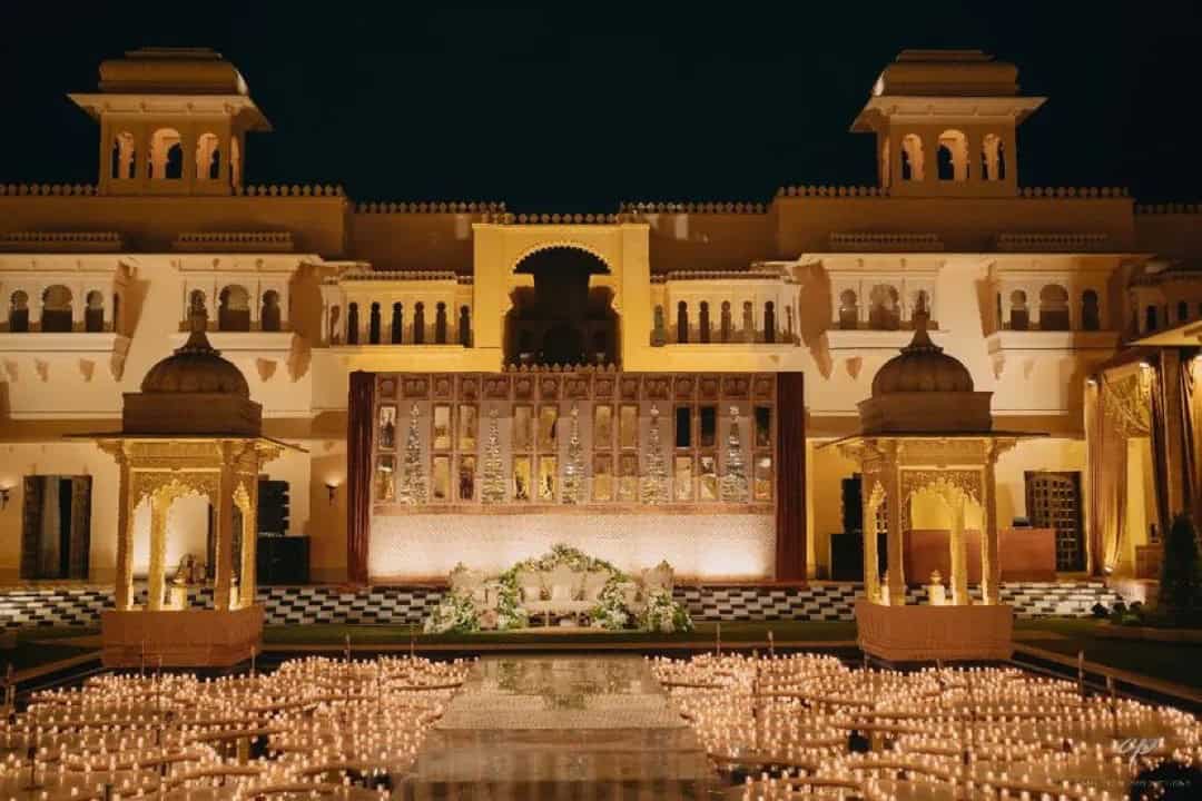 Royal Indian with regal decor will be a trending theme for weddings in 2025, Irreristible Wedding Trend Inspirations for 2025
Image courtesy: Plush Weddings