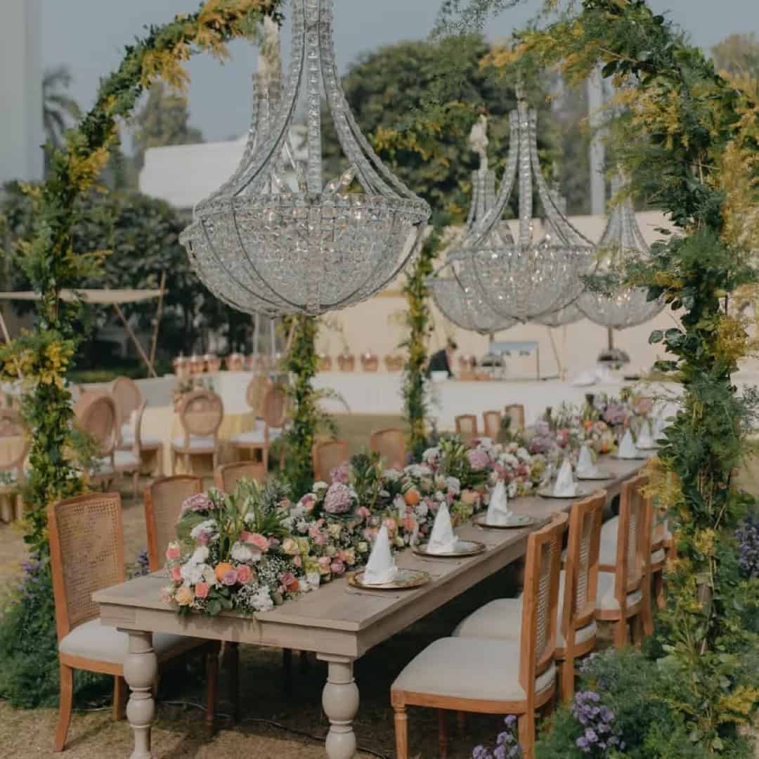 Bold, exotic floral arrangements will add drama, Irreristible Wedding Trend Inspirations for 2025
Image courtesy: Plush Weddings