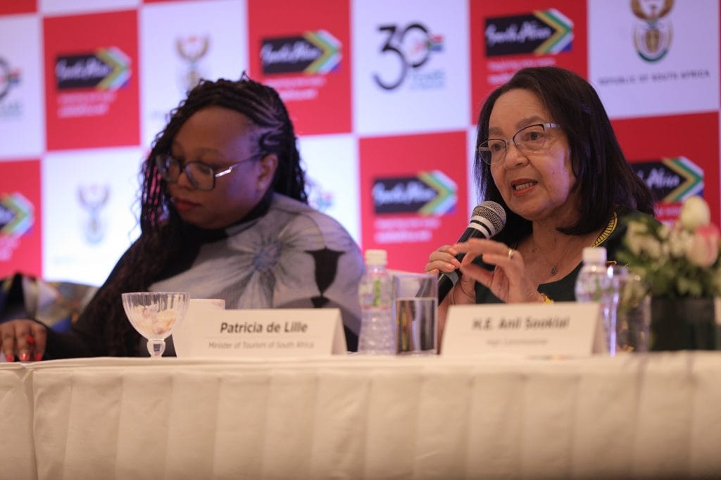 Patricia de Lille addressing in Mumbai conference