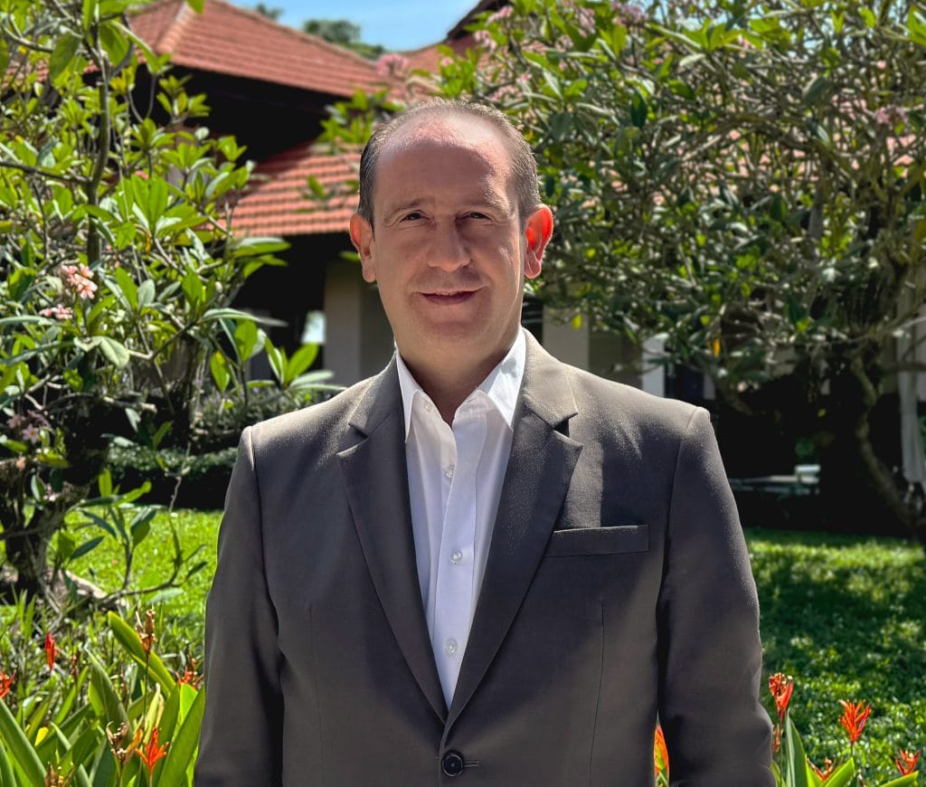 Cavaliere Giovanni Viterale, Cluster General Manager, Raffles Sentosa Singapore