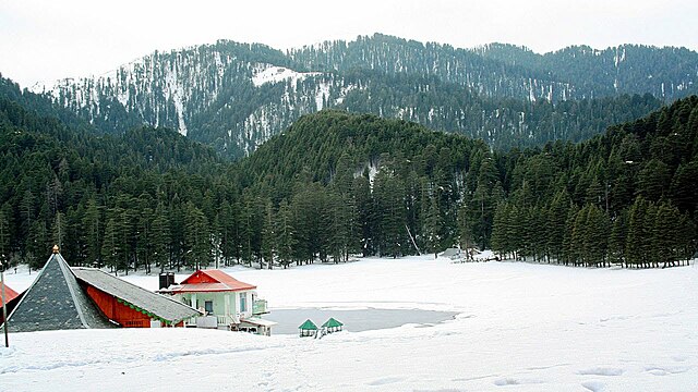 Khajjar, Himachal Pradesh is a snowy paradise in Winter  ( Image courtesy Wikimedia Commons)